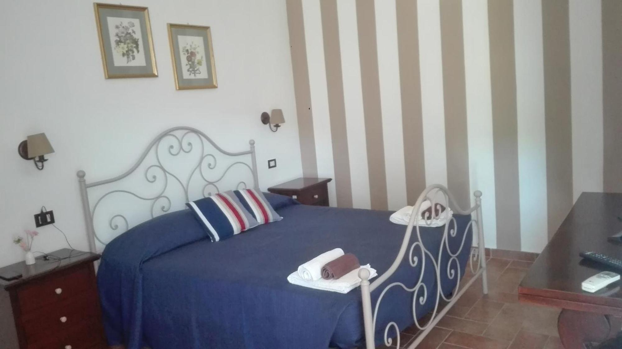 Tenuta Agrituristica Castellesi Squillace Kamer foto