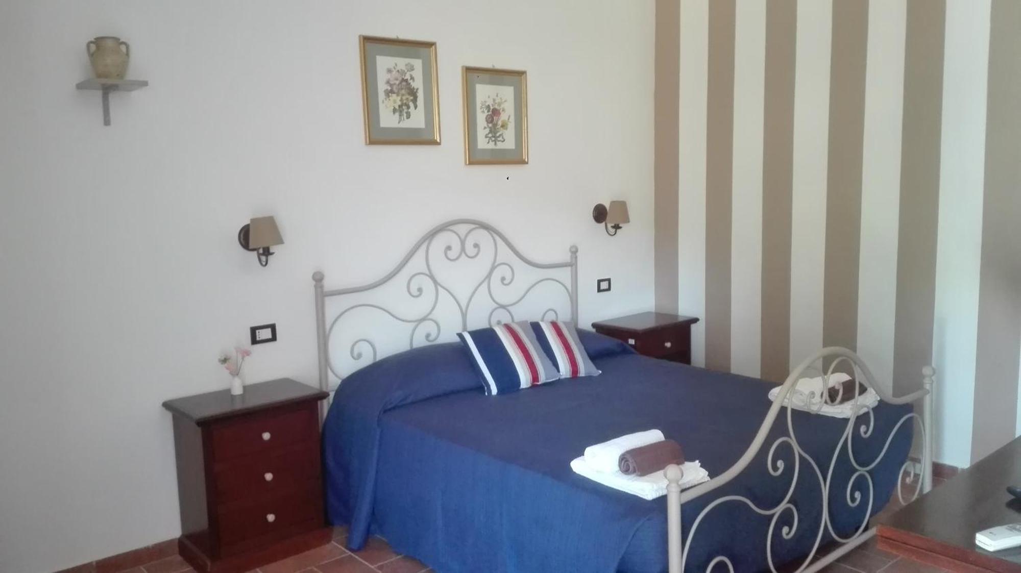 Tenuta Agrituristica Castellesi Squillace Kamer foto